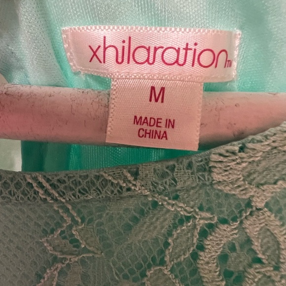 XHILARATION LACE PALE GREEN JR SIZE  M DRESS - Picture 7 of 8
